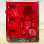 F0052 NEW Attack on Titan Silicon Ice Tray Super Jumbo Titan Ver (1)