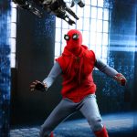 HT0077 NEW SPIDER-MAN FAR FROM HOME SPIDER-MAN (HOMEMADE SUIT VERSION) 1’6TH SCALE MMS552 Hot Toys (10)