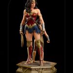 211 PRE-ORDER Wonder Woman 1984 Wonder Woman & Young Diana Deluxe Art Scale 1’10 Iron Studios (7)