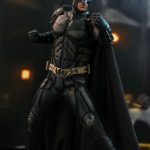285P PRE-ORDER THE DARK KNIGHT RISES BATMAN 1’6TH SCALE DX19 HOT TOYS (5)