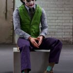 HT0019 NEW BATMAN THE DARK KNIGHT THE JOKER 1’4TH SCALE COLLECTIBLE QS010 Hot Toys (8)