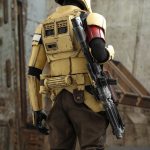 303P PRE-ORDER STAR WARS THE MANDALORIAN SHORETROOPER 1’6TH SCALE TMS031 HOT TOYS (10)