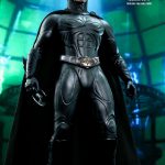 322P PRE-ORDER BATMAN FOREVER BATMAN (SONAR SUIT) 1’6TH SCALE MMS593 HOT TOYS (5)