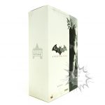 HT0034 (PRE-OWNED Box A item A) BATMAN ARKHAM CITY BATMAN 1’6TH SCALE COLLECTIBLE FIGURE VGM018 Hot Toys (