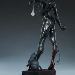 P466 DC Catwoman Premium Format Figure Sideshow [PRE-ORDER] (4)