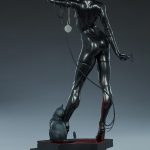 P466 DC Catwoman Premium Format Figure Sideshow [PRE-ORDER] (5)